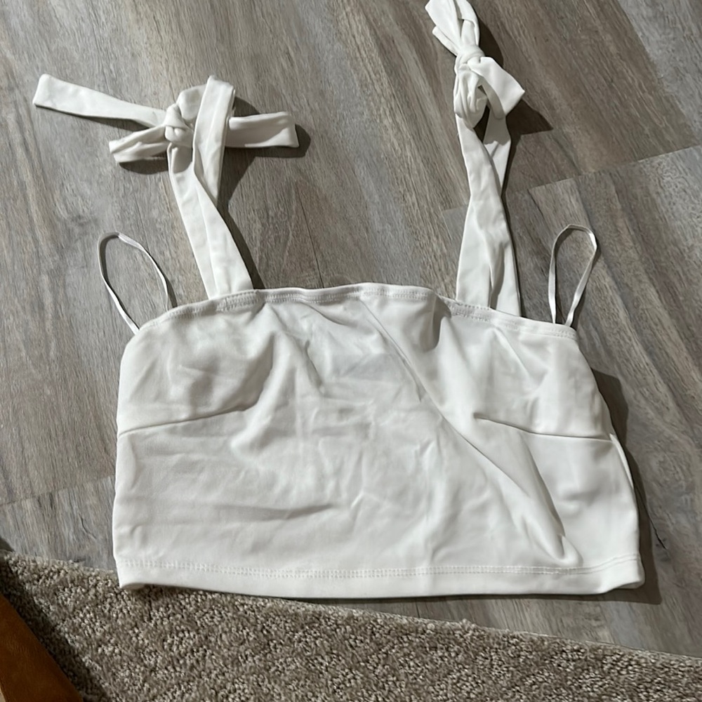 SHEIN white crop top🤍